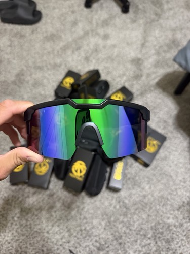 Heatwave and oakley - heatwave,
