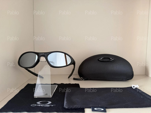 Oakley mitute silver - oakley,