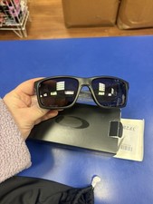 Oakley sunglasses Mainlink